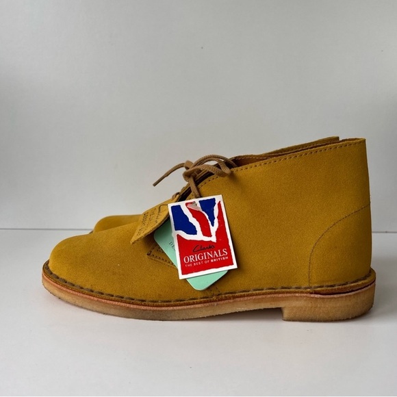 CLARKS Desert Boot - Picture 3 of 9